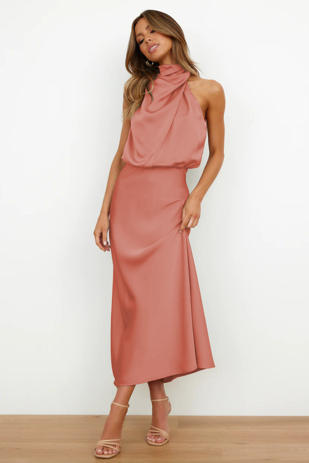 Elise | Abito Halter di Raso Elegante – Gracioso e Chic