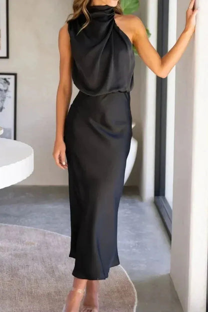 Il Abito Halter Drapado Elegante