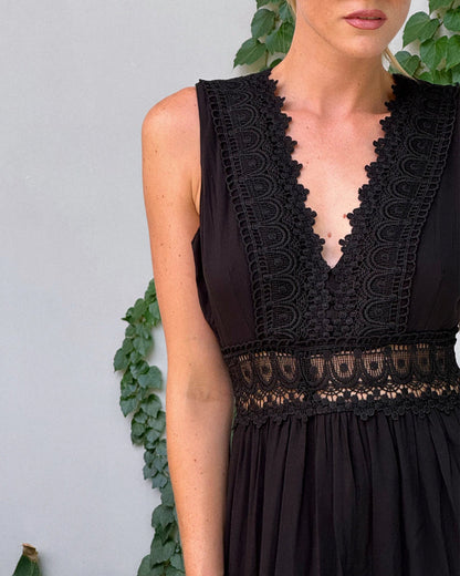 Mirna - Abito con spalline in pizzo con scollo a V