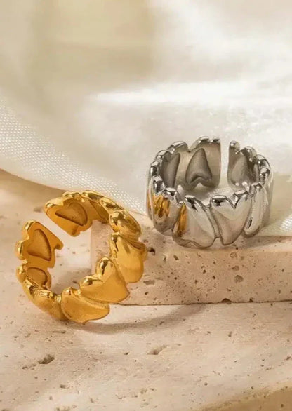 Hazel | Anello avvolgente a cuore