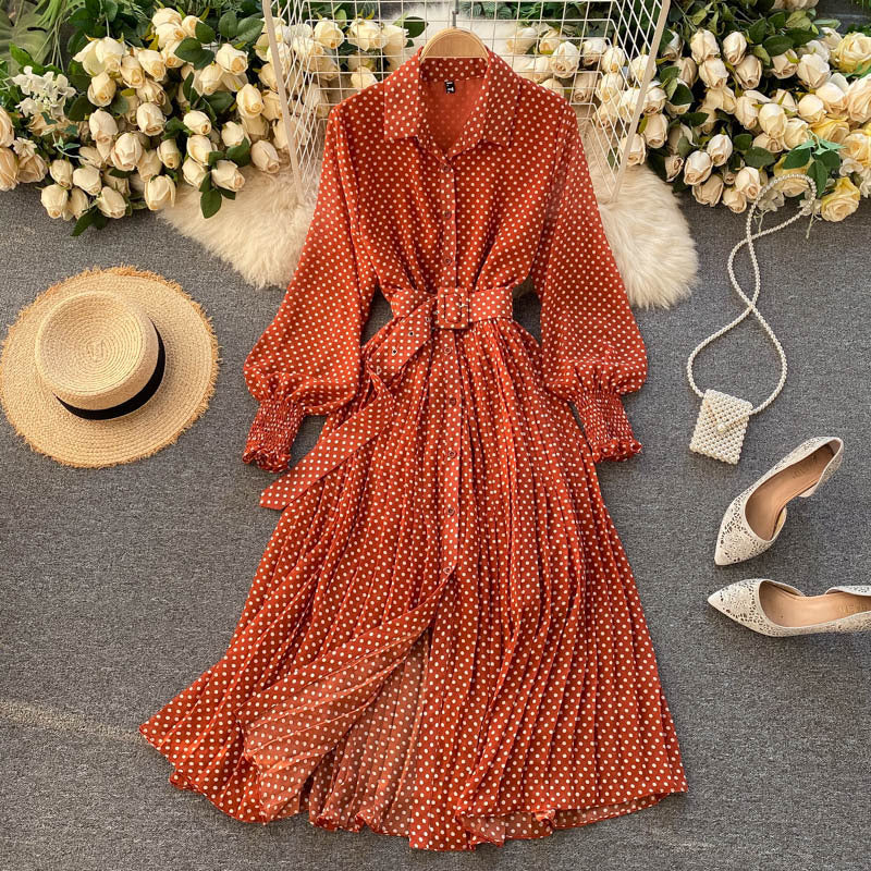 Abito Plissettato di Chiffon con Pois