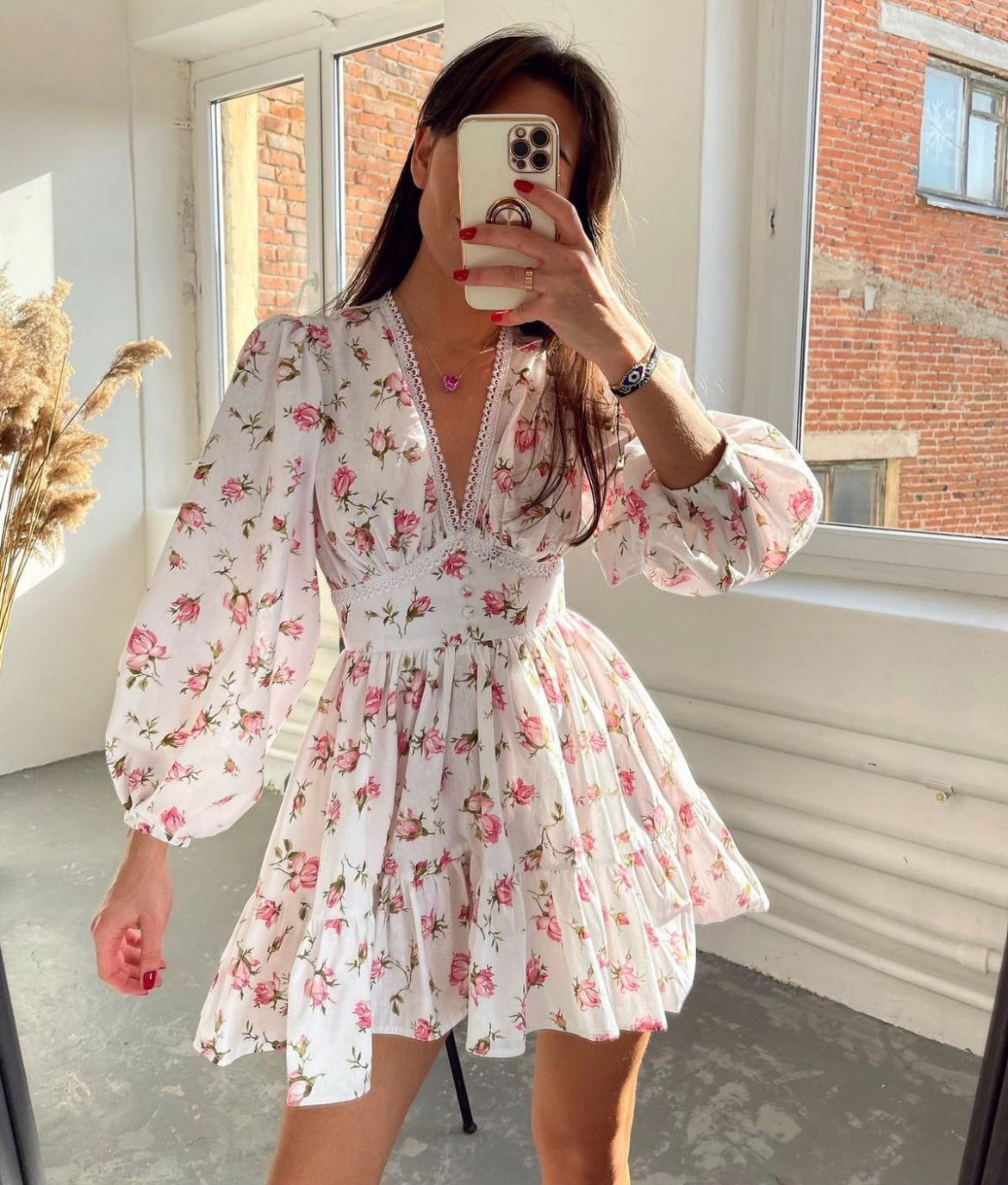 Mini Abito Floreale da donna con Maniche lunghe Abullonadas e Scollo a V