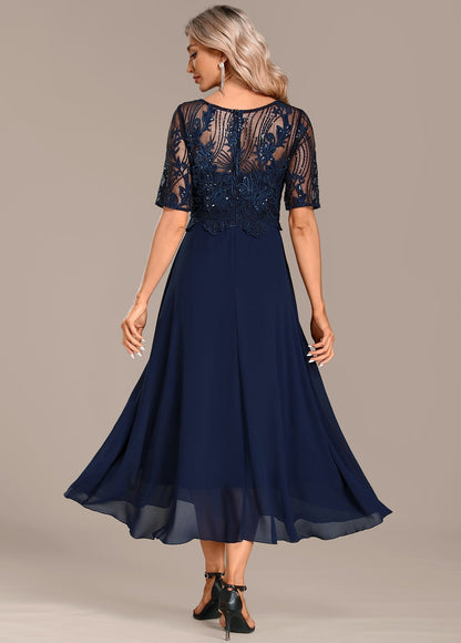 Abito Corto in pizzo Blu navy con Maniche corte e Collo rotondo