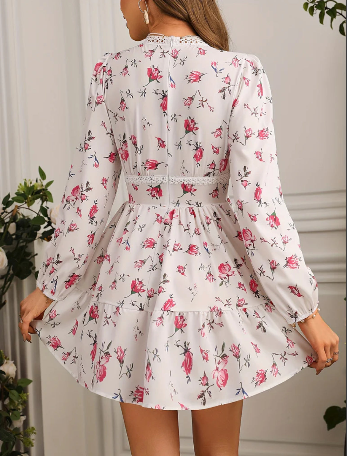 Mini Abito Floreale da donna con Maniche lunghe Abullonadas e Scollo a V