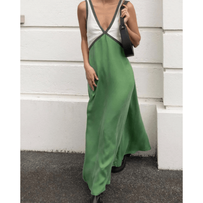 RENATA | ABITO CON SCOLLO A V