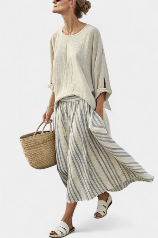 Aurcyn | Blusa Larga e Comoda & Gonna midi A righe