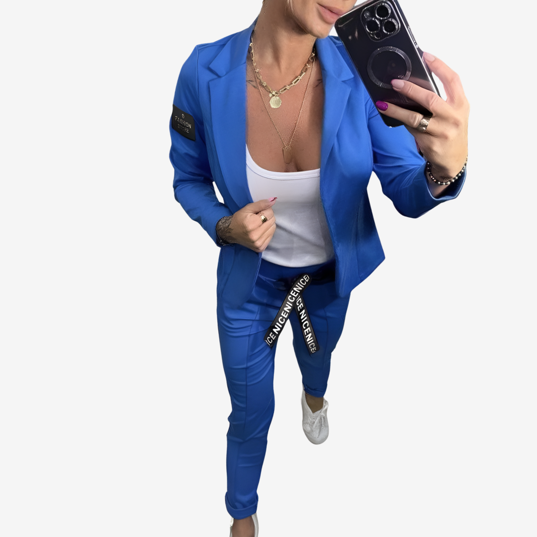 Anne™ Completo Moderno