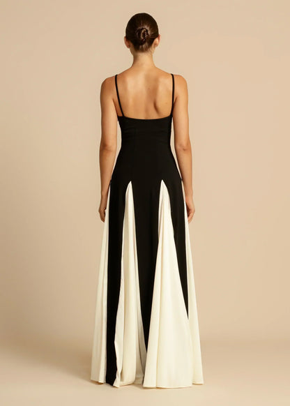 Celia | Abito maxi Elegante con Volant in Contrasto