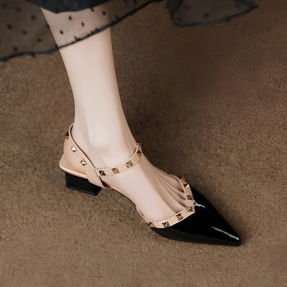 Paula - Elegantle scarpe con tacco con tachuelas puntiagudas per donna