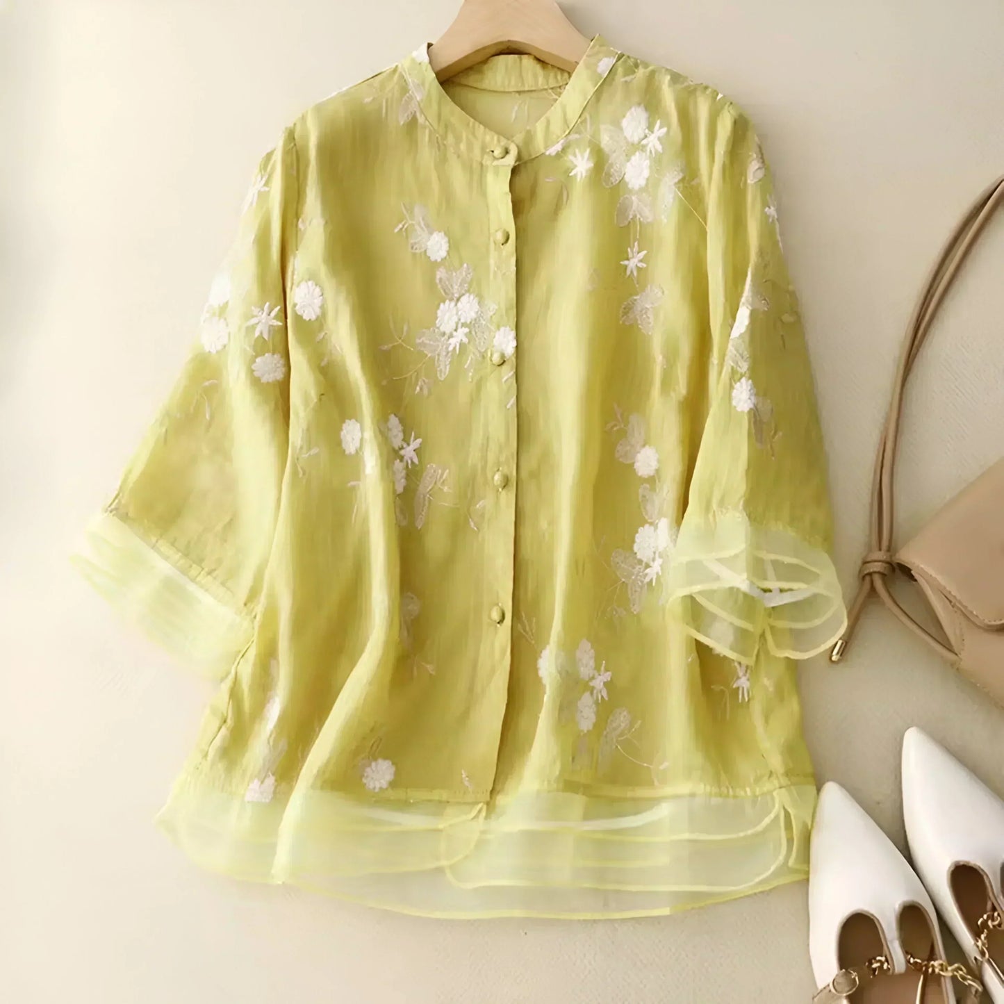 Carmelita – Blusa Transparente Ricamata