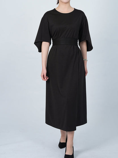 Abito elegante con maniche abullonadas