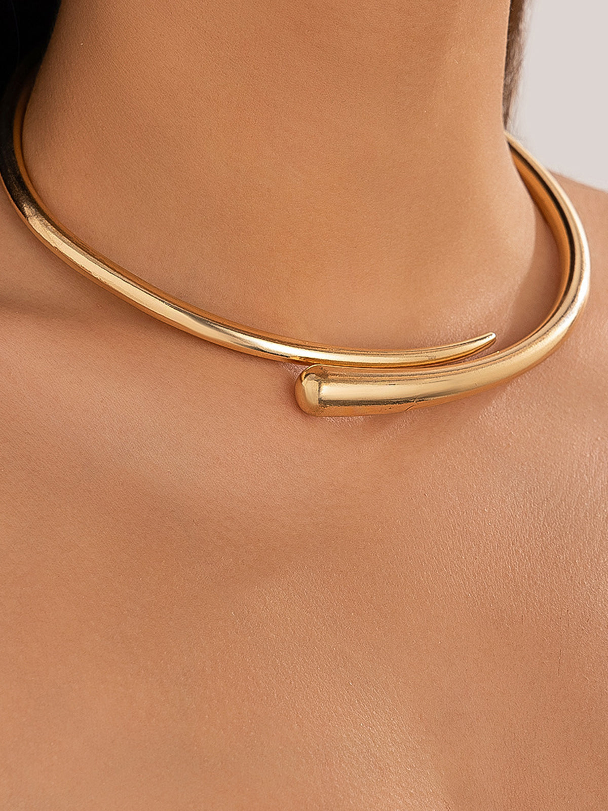 Heaven | Choker aperto a forma di goccia