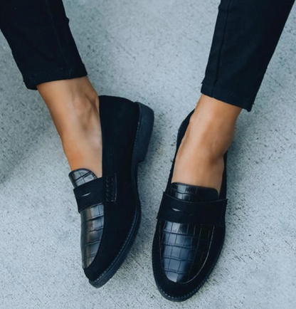Leona - Eleganza e Comfort nel Calzature