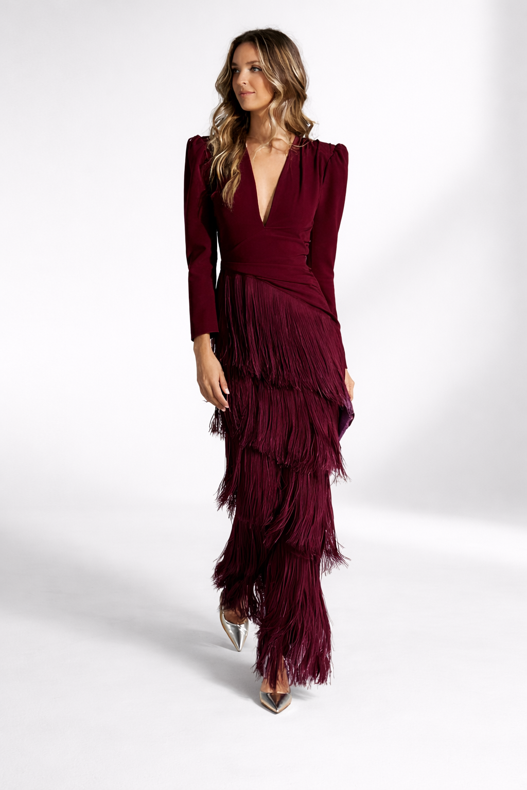 Abito midi Con Frange Elegante — Silhouette Raffinata e Dinamica