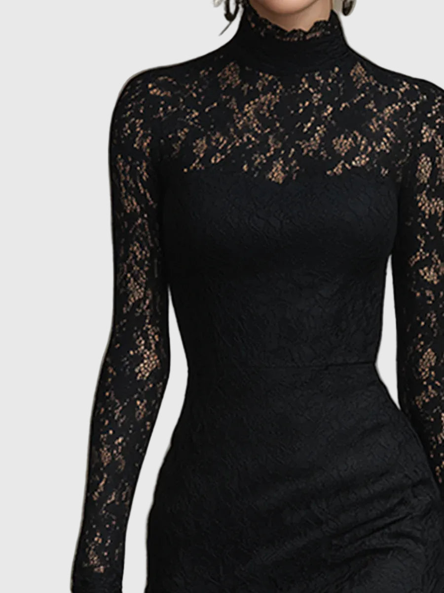 Monica | Elegante Abito lungo di Pizzo con Cola di Sirena