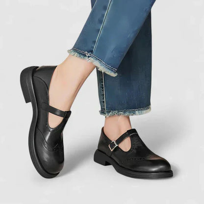 Léana - Scarpe classici con tira in T in pelle da donna