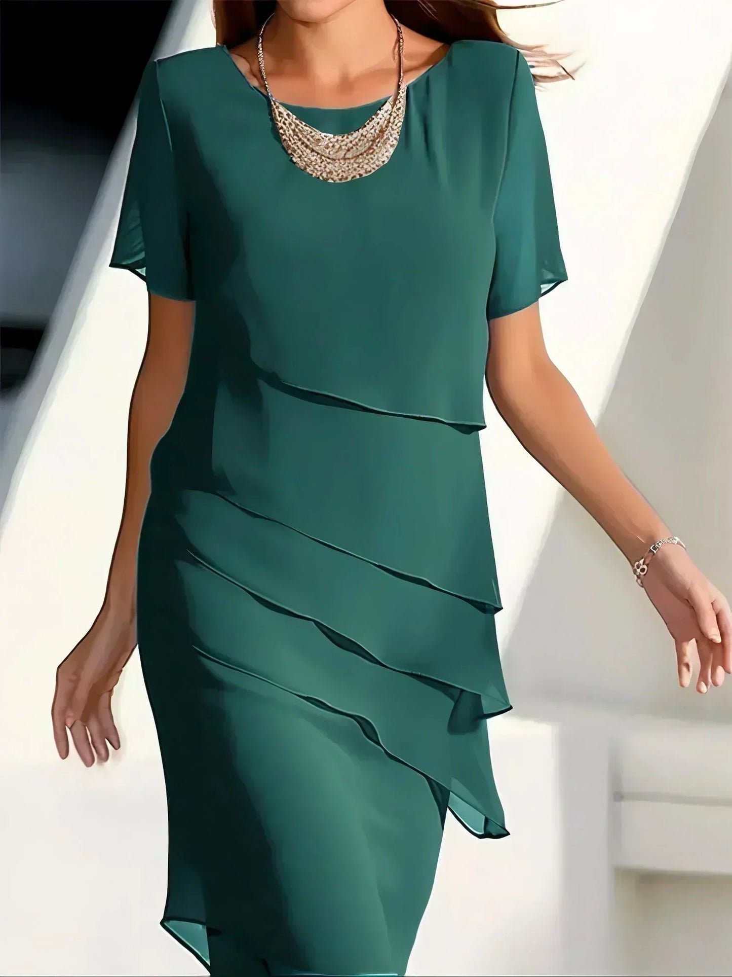 Anastasia | Abito midi Lussuoso in Capas