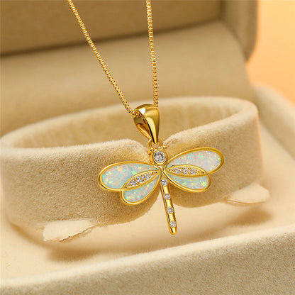 Elunaria – Collana a forma di libellula con dettaglio brillante