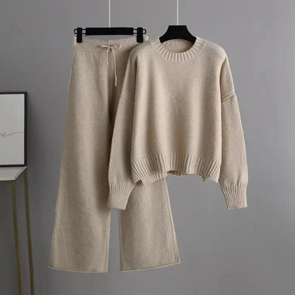 TALIA – SET DI MAGLIA CASUAL E MODERNO