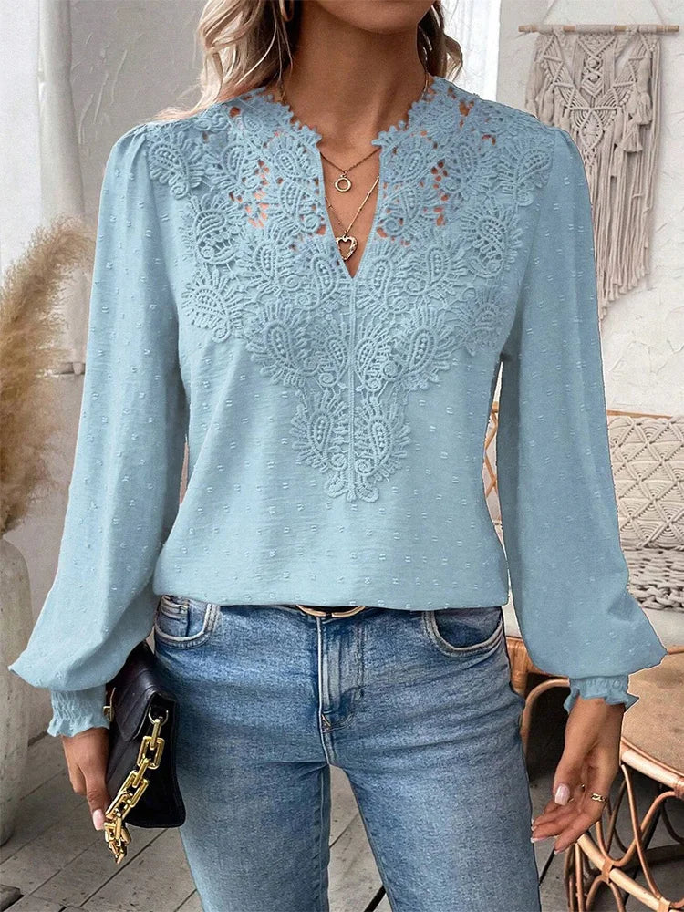 Sondra™ | Blusa in pizzo di Lusso con scollo a V