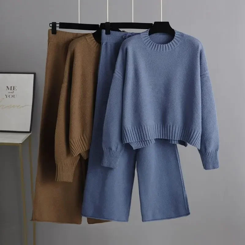 TALIA – SET DI MAGLIA CASUAL E MODERNO