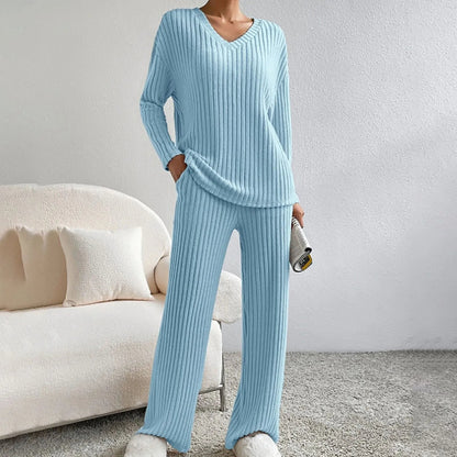 CALYNTHA – SET DUE PEZZI DI MAGLIA CON scollo a V