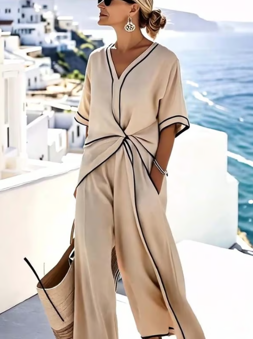Set in lino con nudo retorcido chic