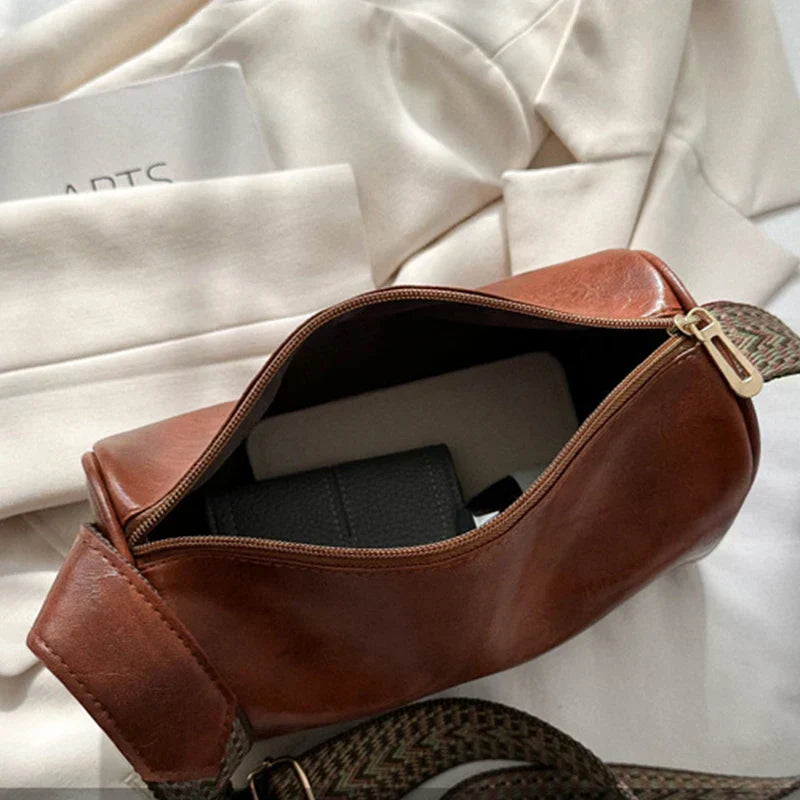 Bergfrid | BORSA A SPALLA elegante con tracolla moderna