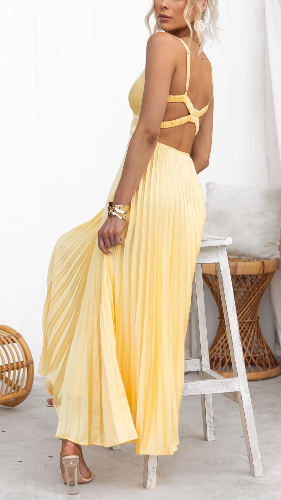 Eline | Abito maxi elegante con scollo a V e Gonna Plissettata