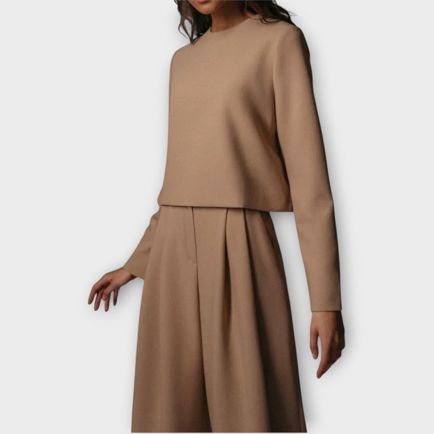 Completo Elegante di Dos Capi con Pantalones Amplios