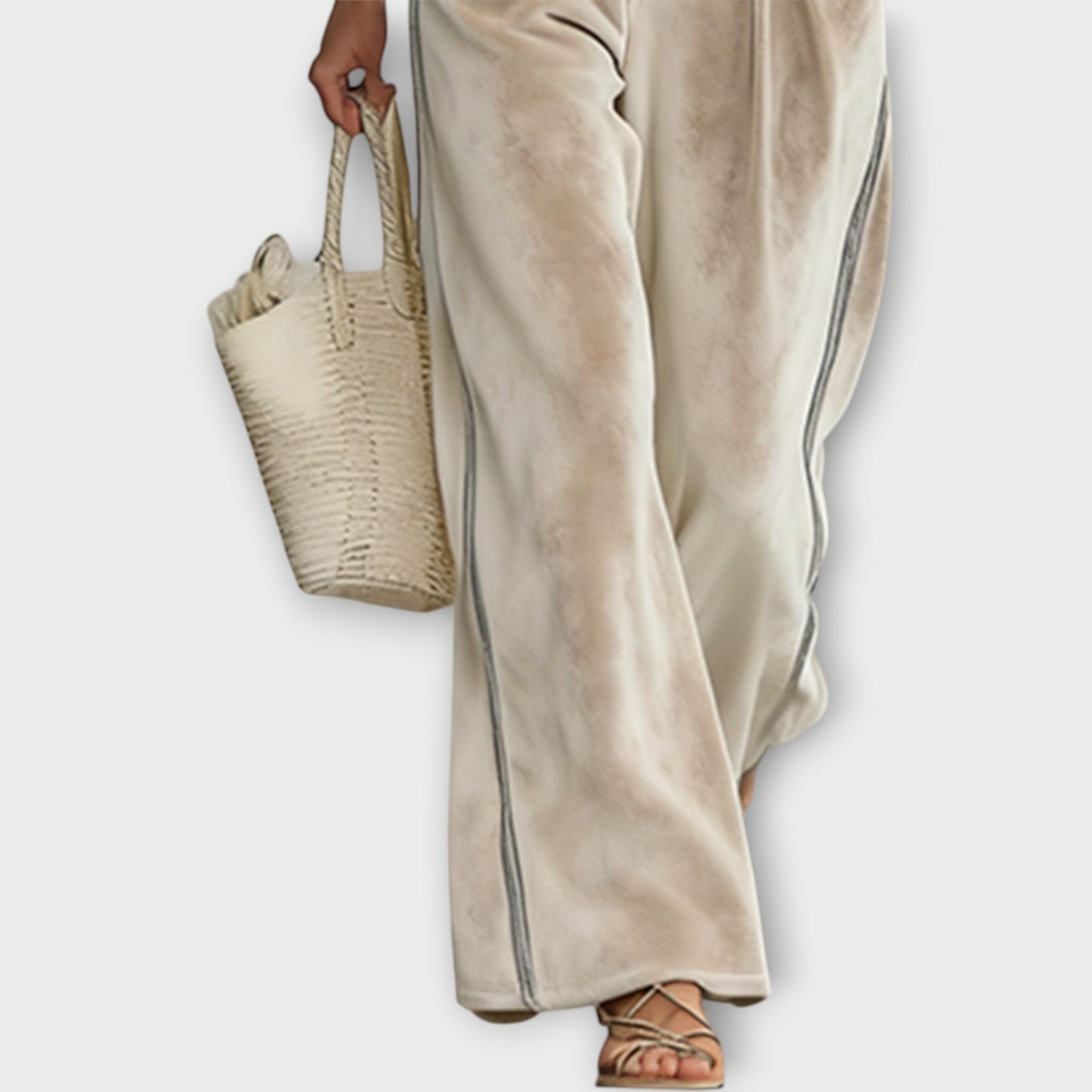 Set di Top di Maglia con Borde in Contraste e Pantaloni Lounge di Velour