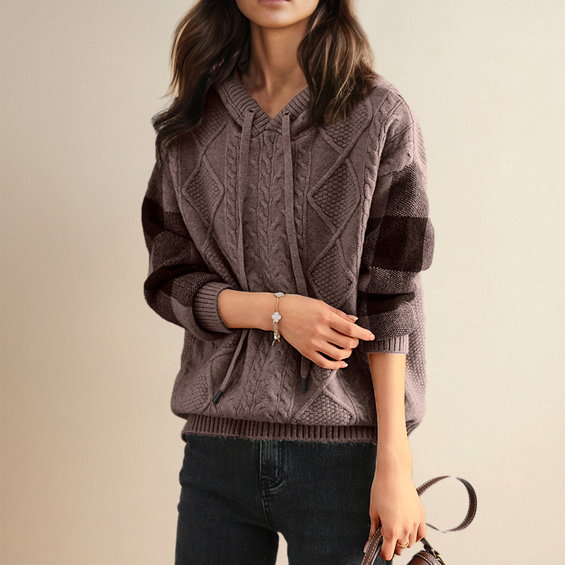 Emily | Maglione con cappuccio in maglia Trenzado