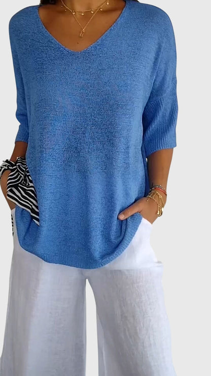 Cassandra™ | Elegante Top in V