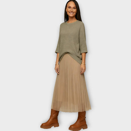 Completo di Top di Maglia e Gonna Midi Plissettata