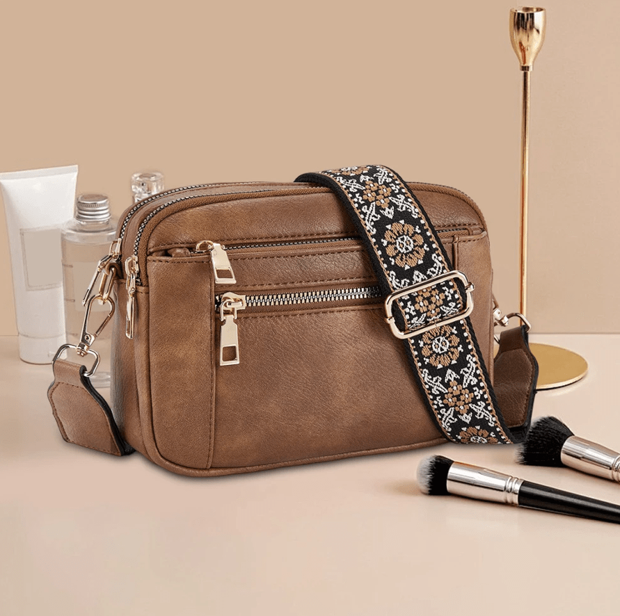 Nylah – Borsa Crossbody con Tracolle Colorate