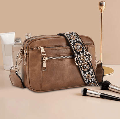 Nylah – Borsa Crossbody con Tracolle Colorate