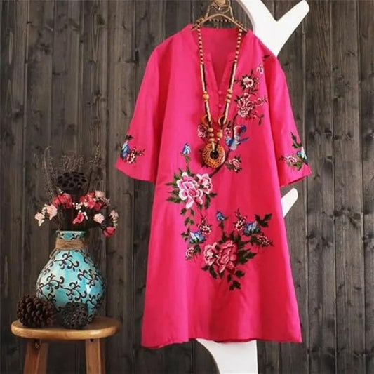 Haven – Abito Ricamo Floreale con Scollo a V Largo
