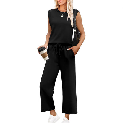 AVALINA – TOP SENZA MANICHE CASUAL E SHORTS AMPI